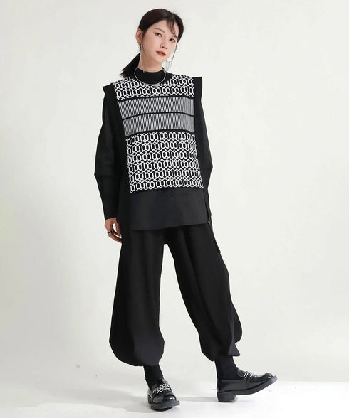 Geometric Jacquard Knit Vest